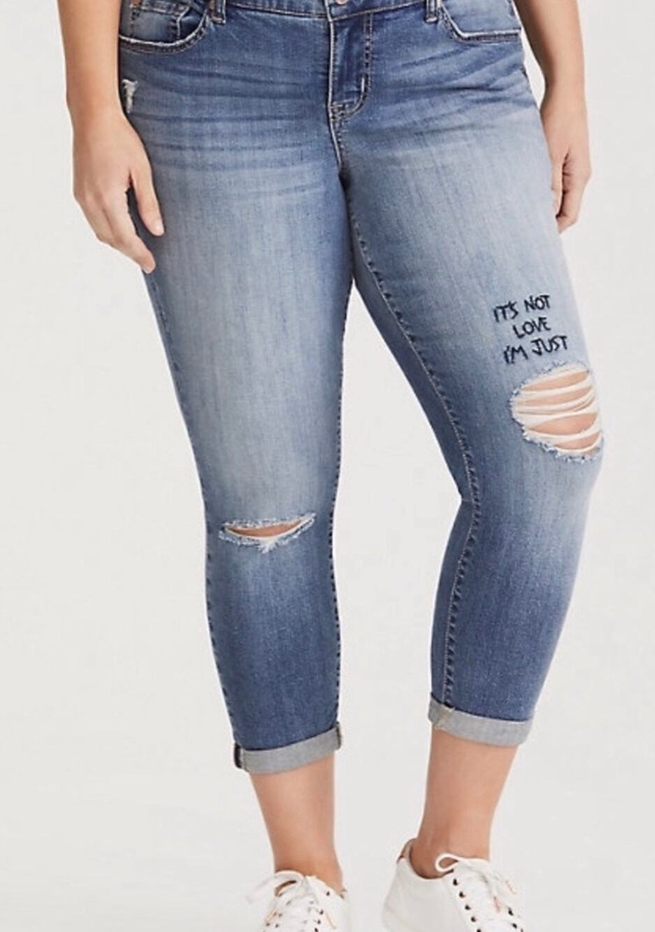 TORRID Crop Jeans Size 18 NWT Plus Skinny Davenport ‘It’s Not Love, I’m Just..’
